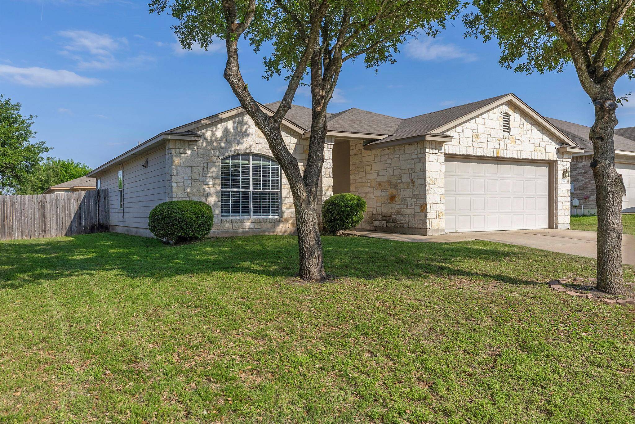 341 NW Altamont ST, Hutto, TX 78634