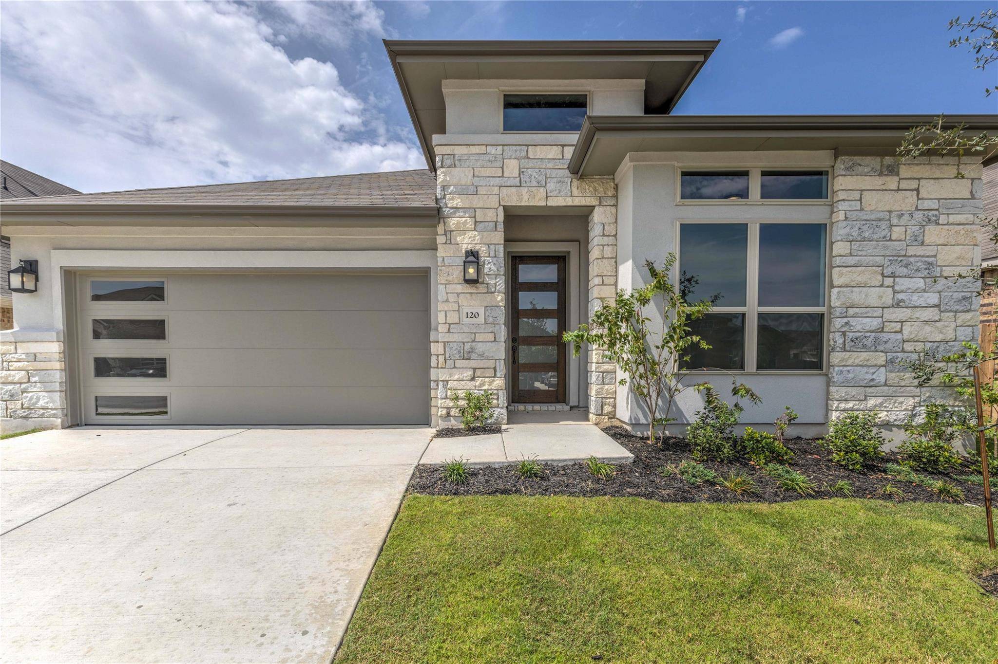 120 Dove Tree DR, Buda, TX 78610