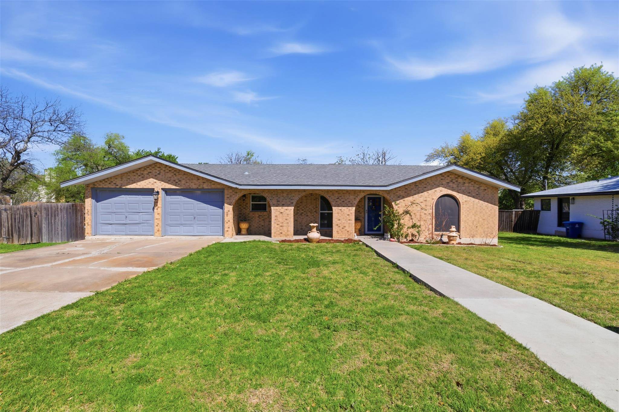 106 Tower DR, Round Rock, TX 78664