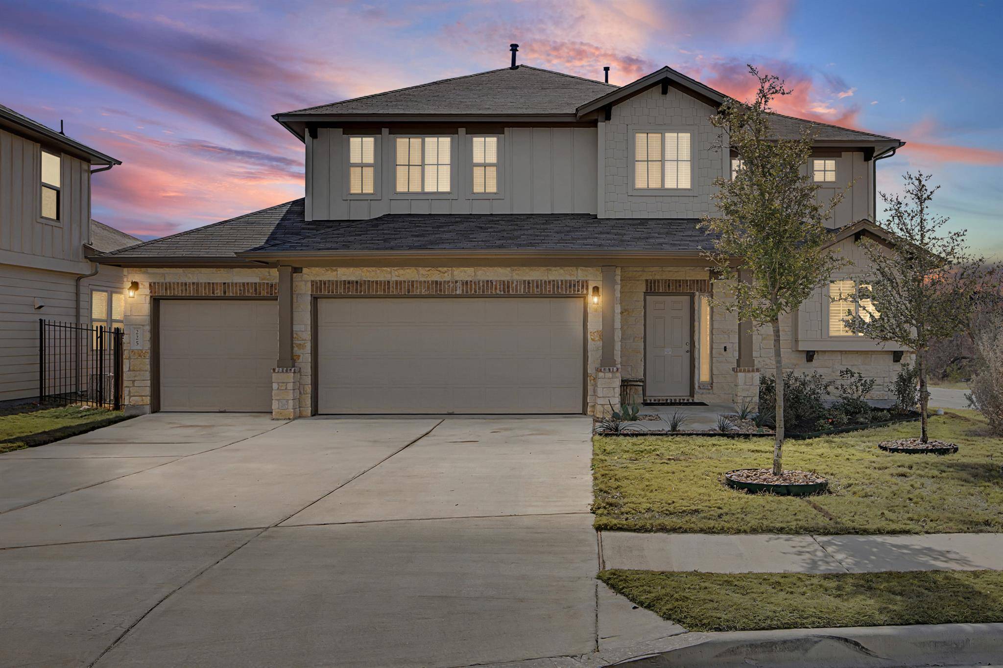 225 Manassas DR, Leander, TX 78641