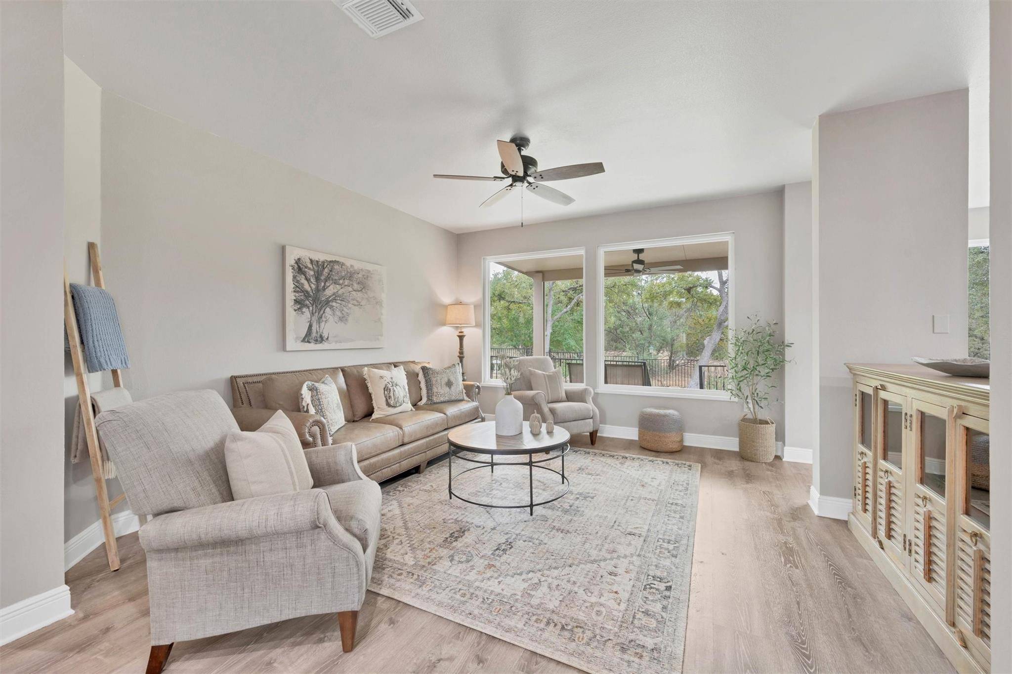 104 Larkspur LN, Georgetown, TX 78633
