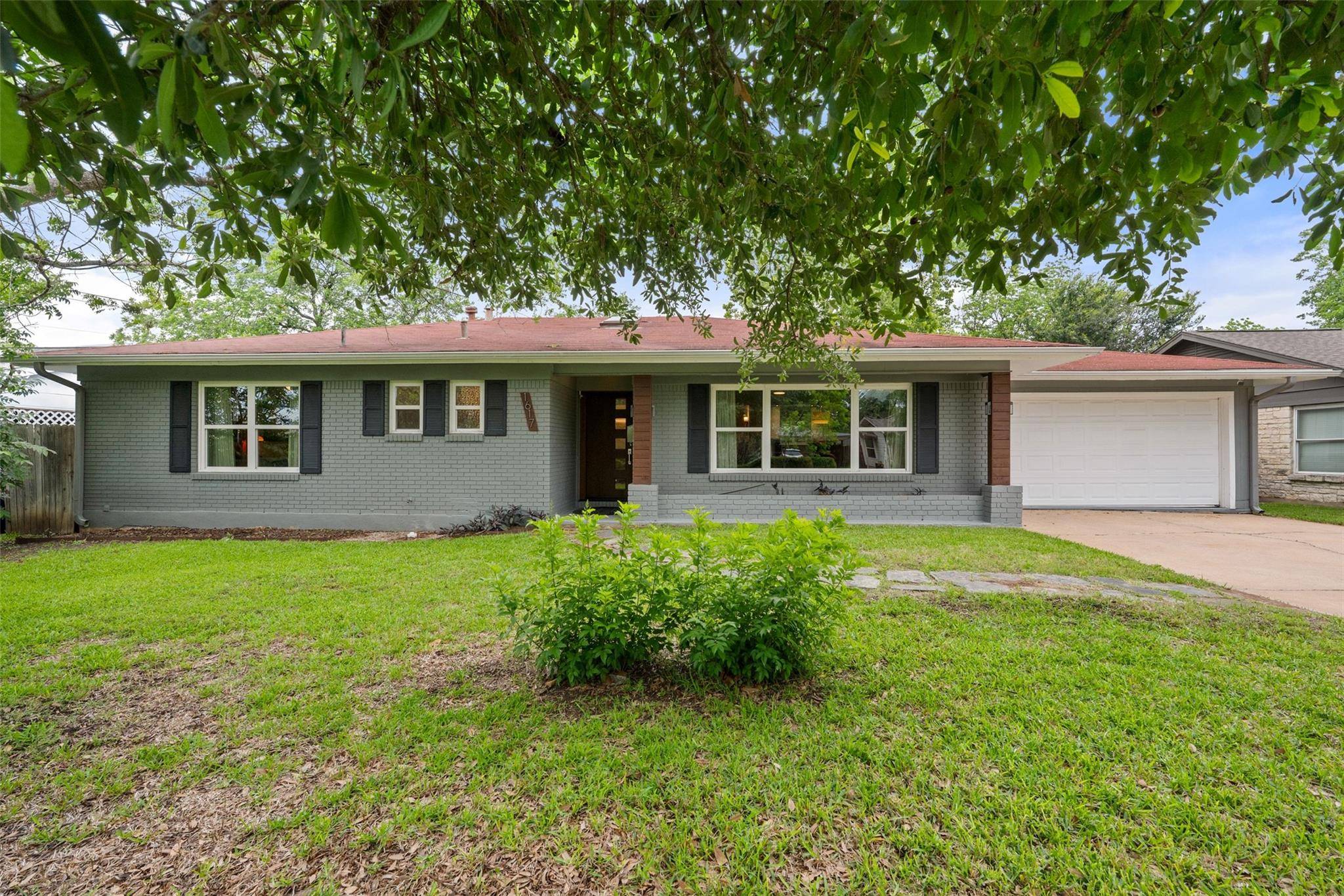 1617 Glencrest DR, Austin, TX 78723