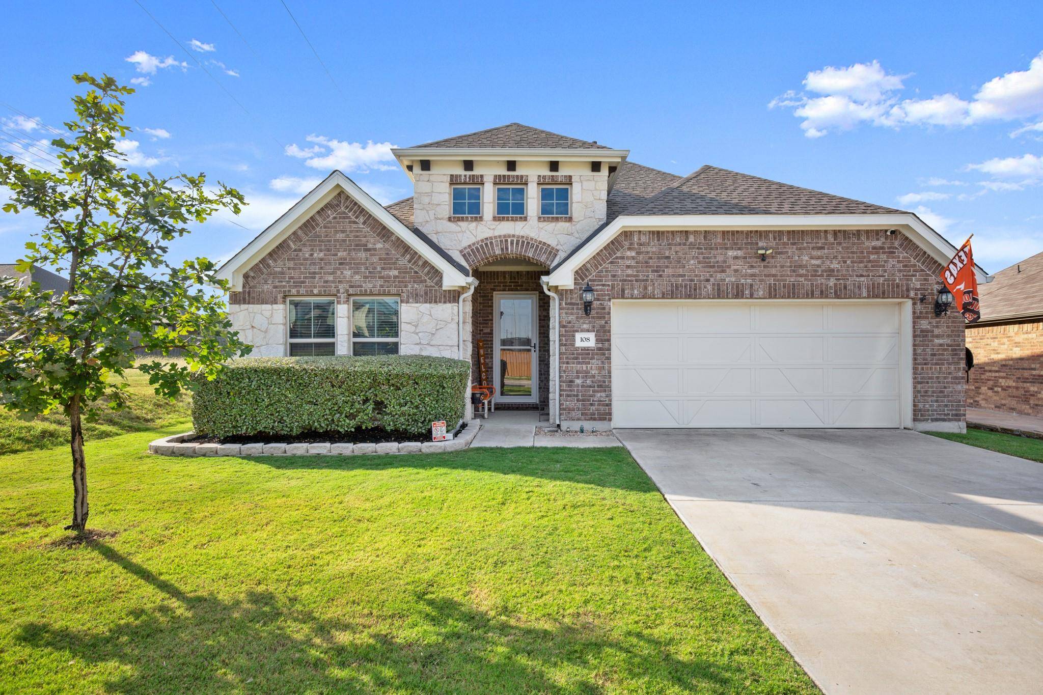 108 Red Matador LN, Leander, TX 78641