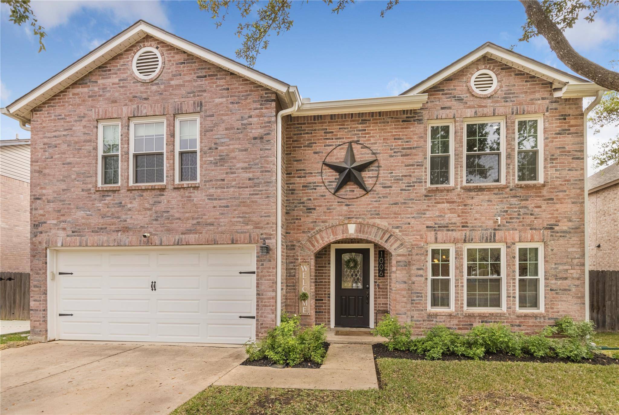 1006 Del Roy DR, Cedar Park, TX 78613