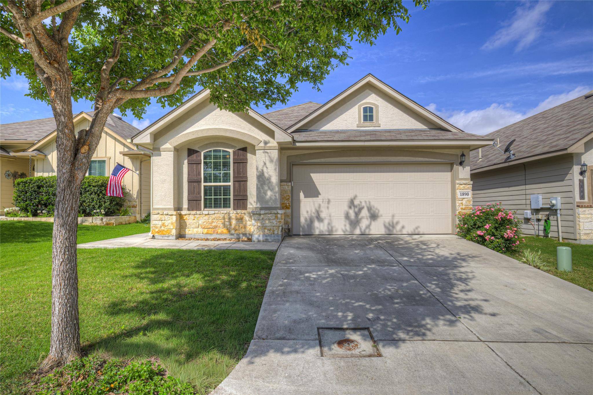 1890 Baron DR, New Braunfels, TX 78130