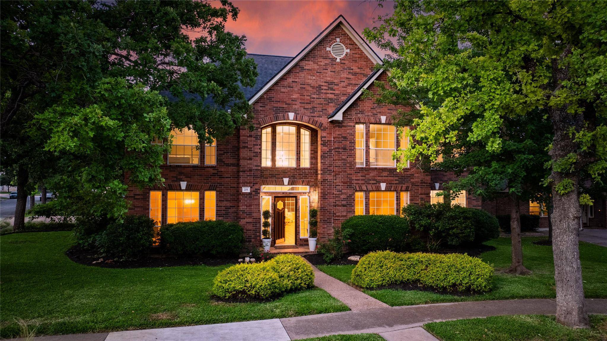 2035 Inverness DR, Round Rock, TX 78681