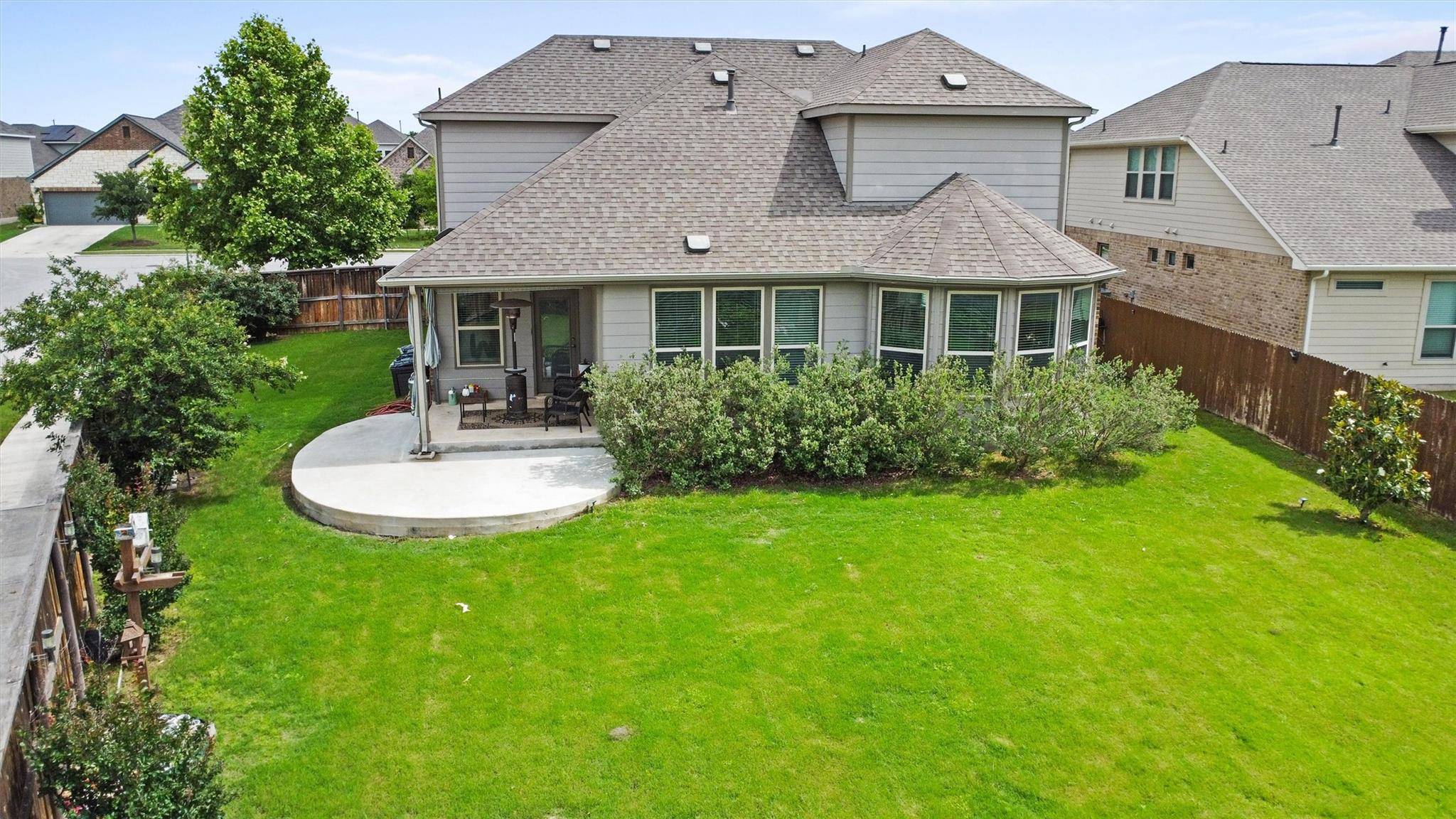7404 Leonardo DR, Round Rock, TX 78665