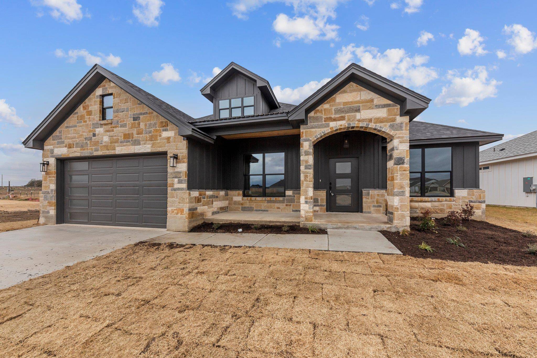 4991 Bella Charca PKWY, Nolanville, TX 76559
