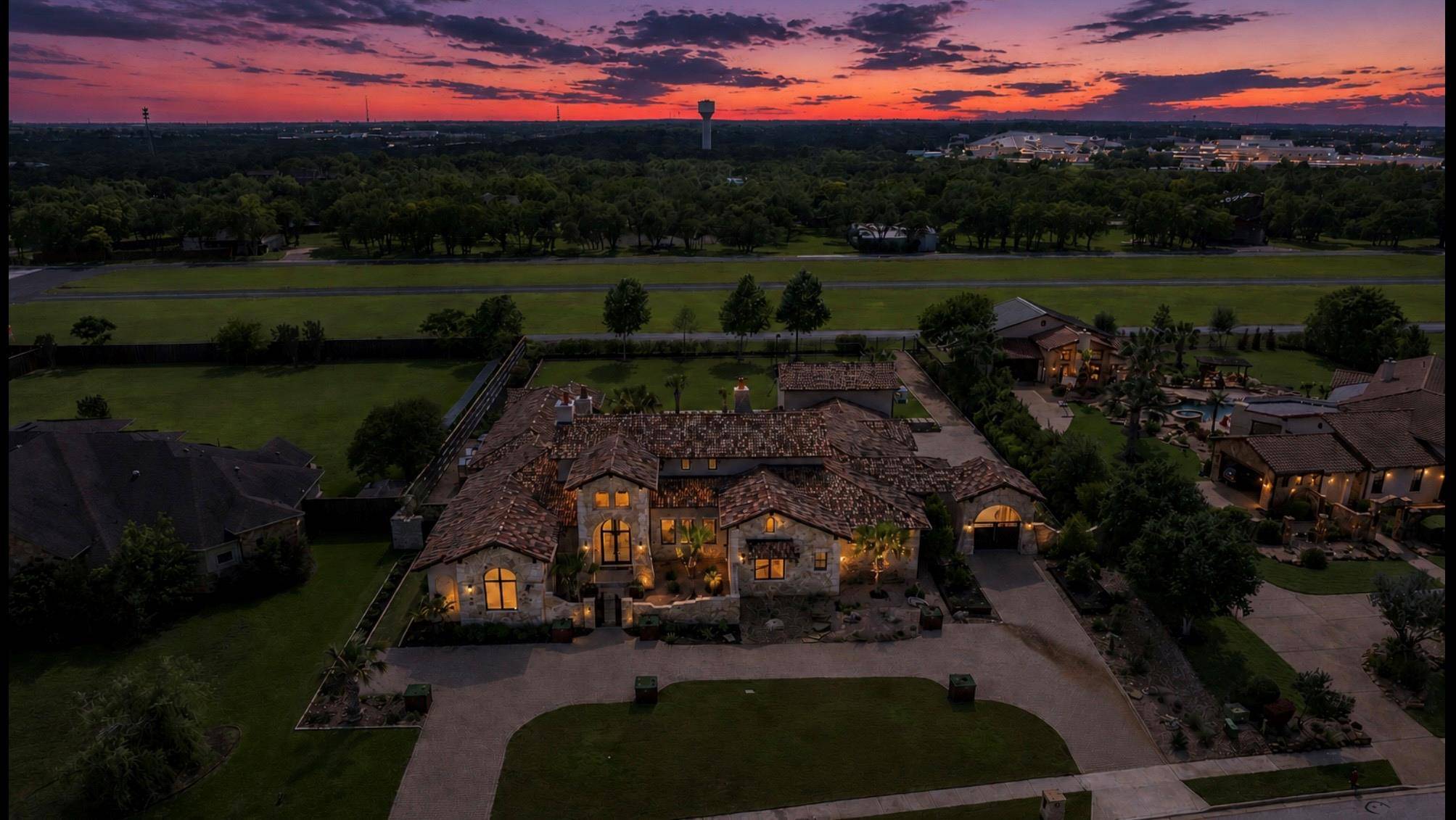 605 Kodiak TRL, Cedar Park, TX 78613