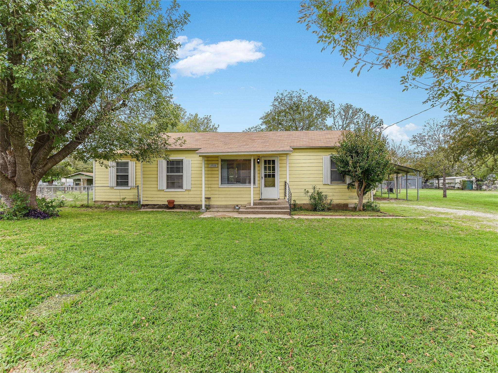1510 E Main ST E, Round Rock, TX 78664
