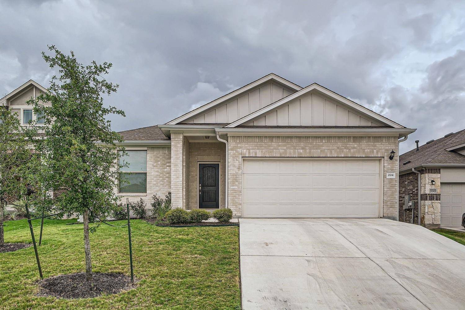 204 Tanda LN, Hutto, TX 78634