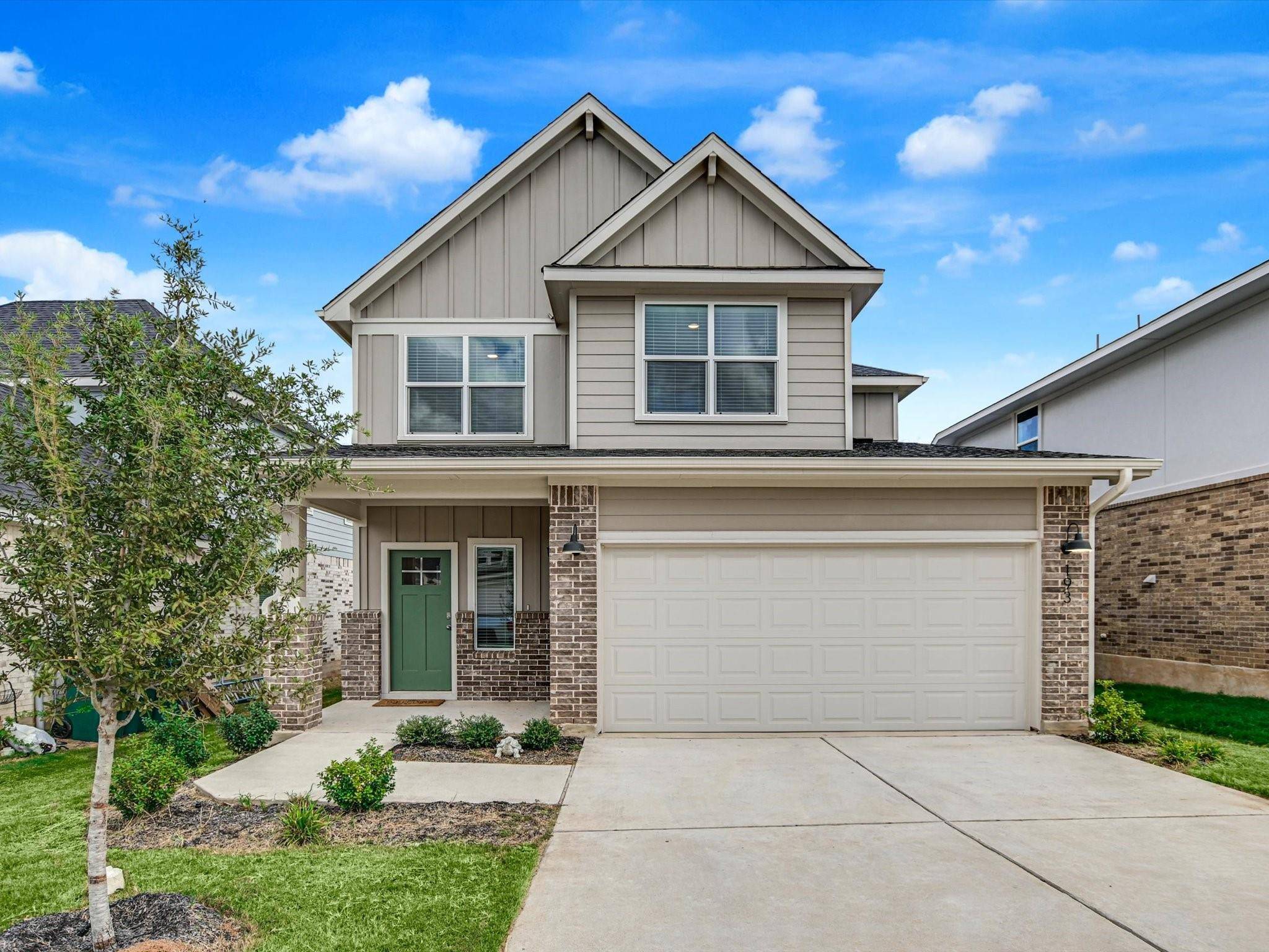 193 Standing Rock LN, Marble Falls, TX 78654