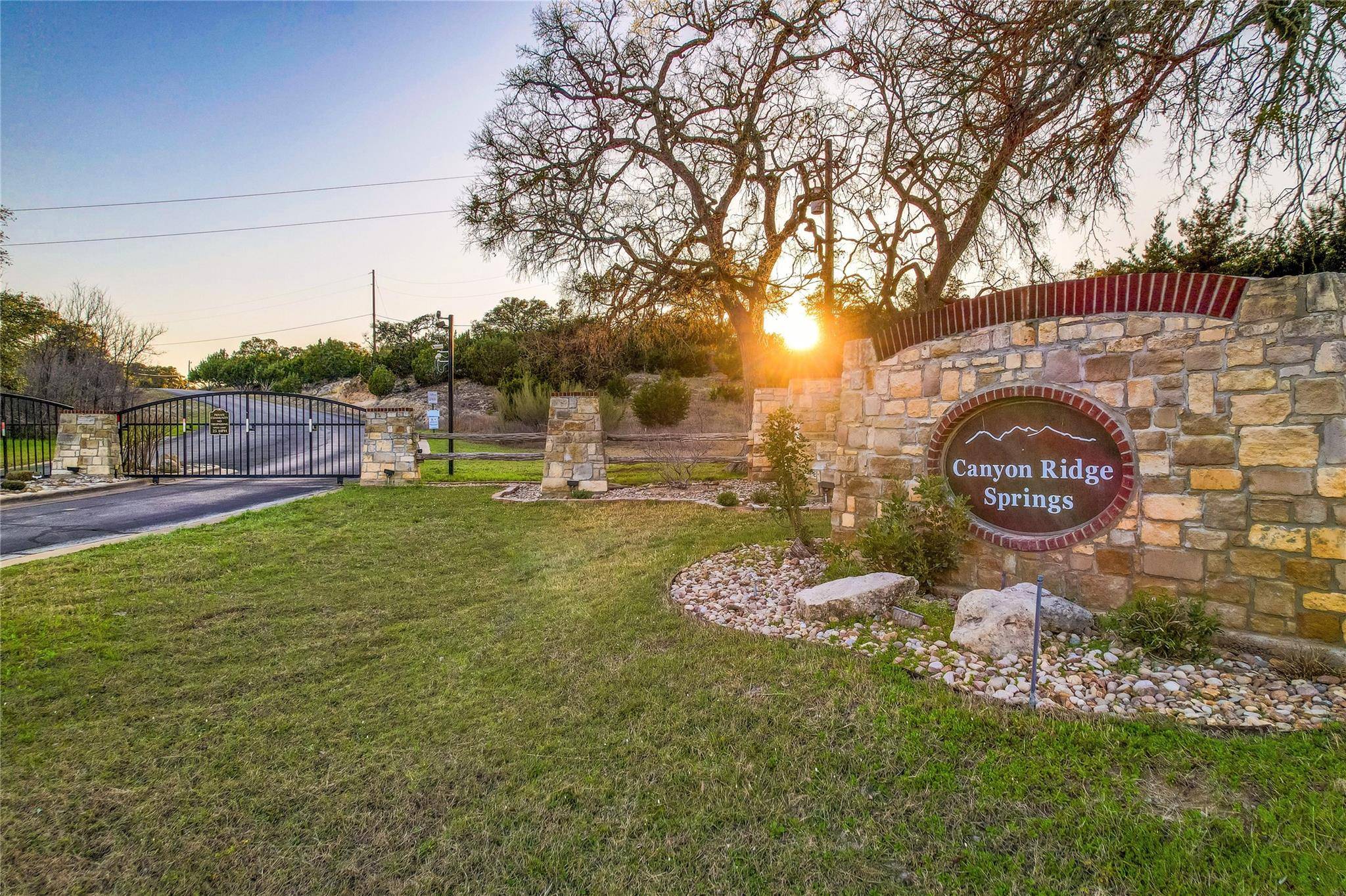 11738 Montana Springs DR, Marble Falls, TX 78654