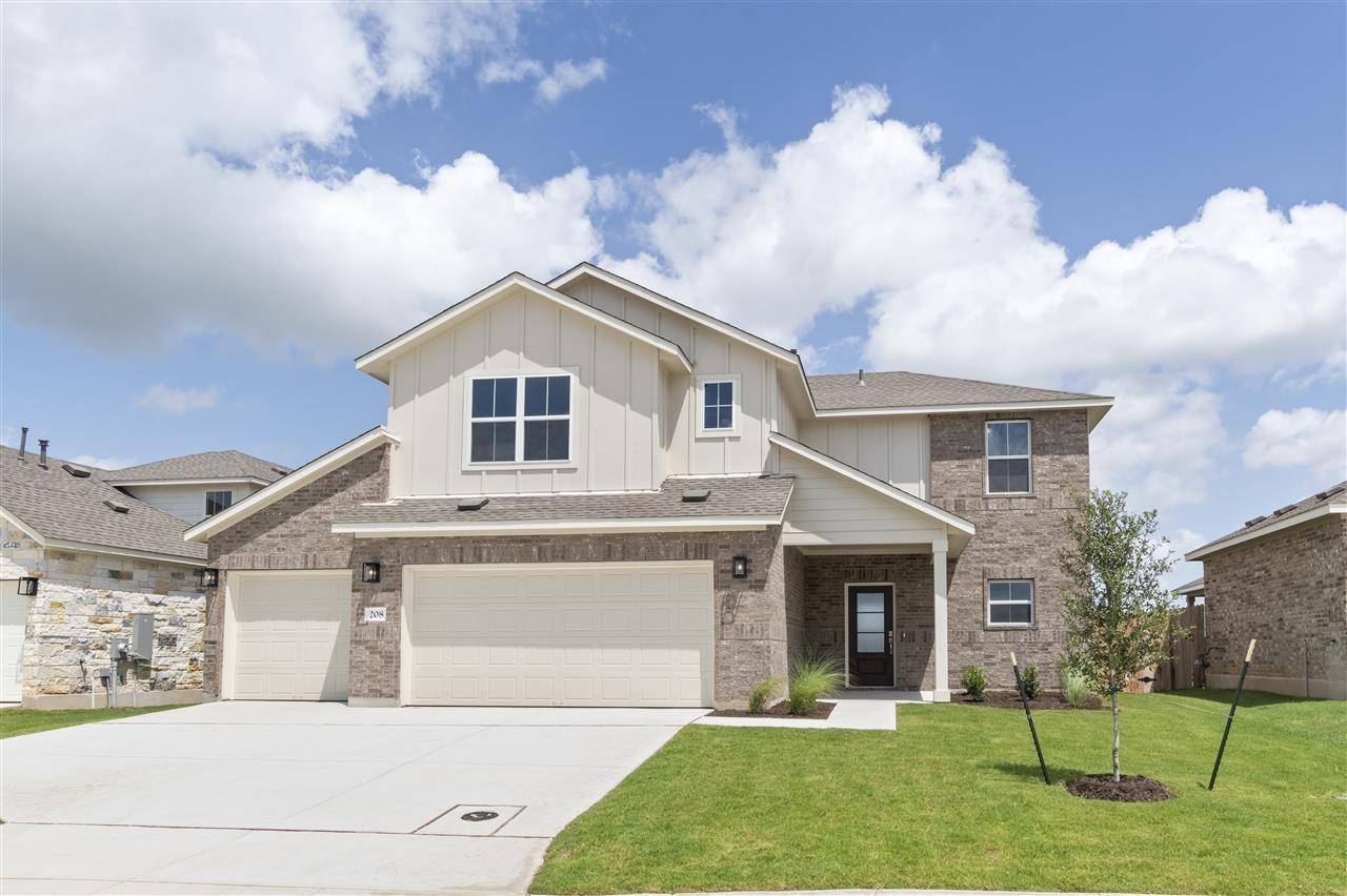 208 Canyon Live Oak DR, Seguin, TX 78155