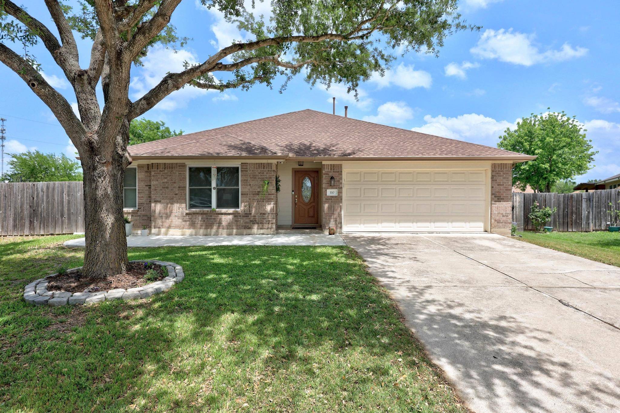 110 Kaki CV, Hutto, TX 78634