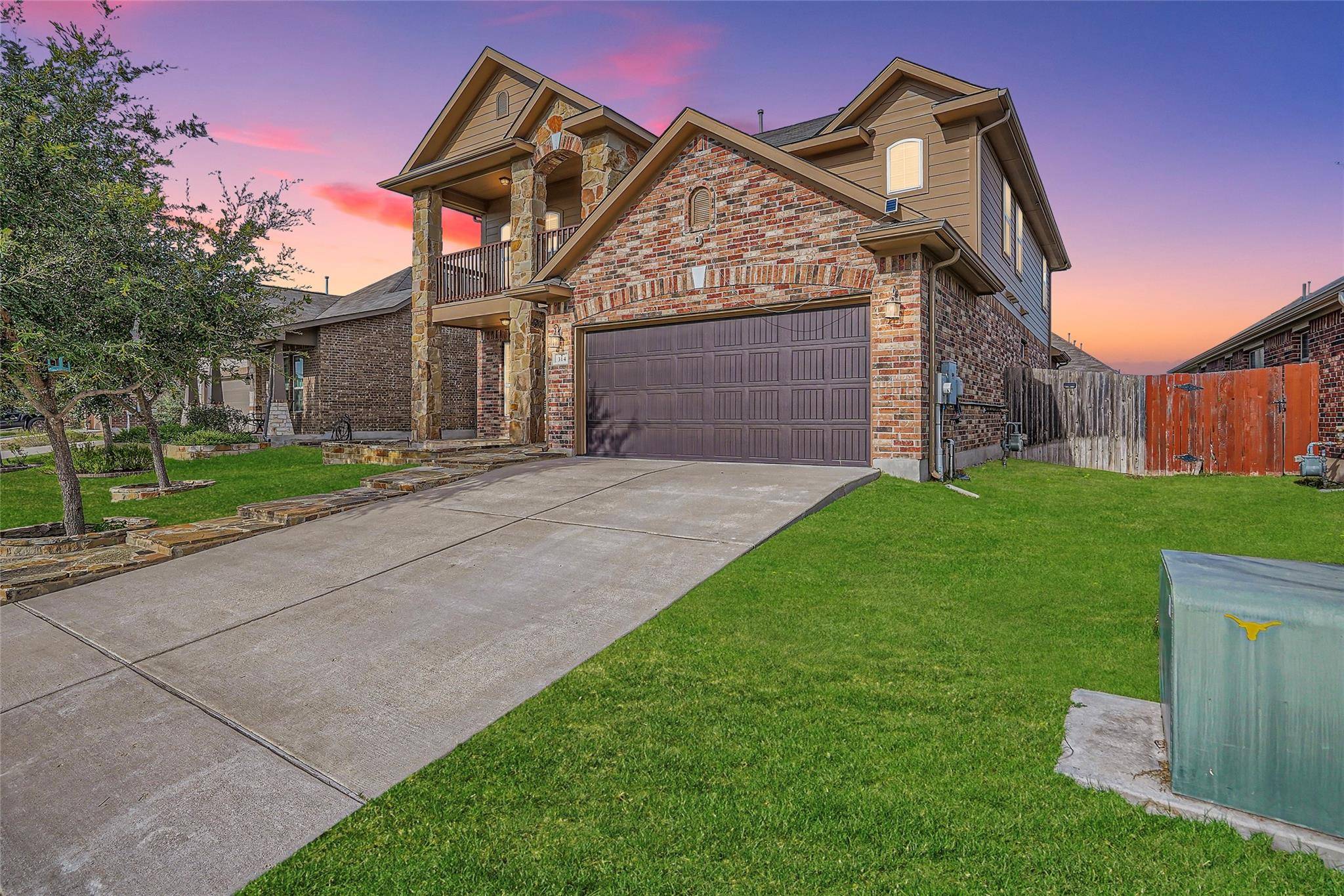 314 Vista Gardens DR, Buda, TX 78610