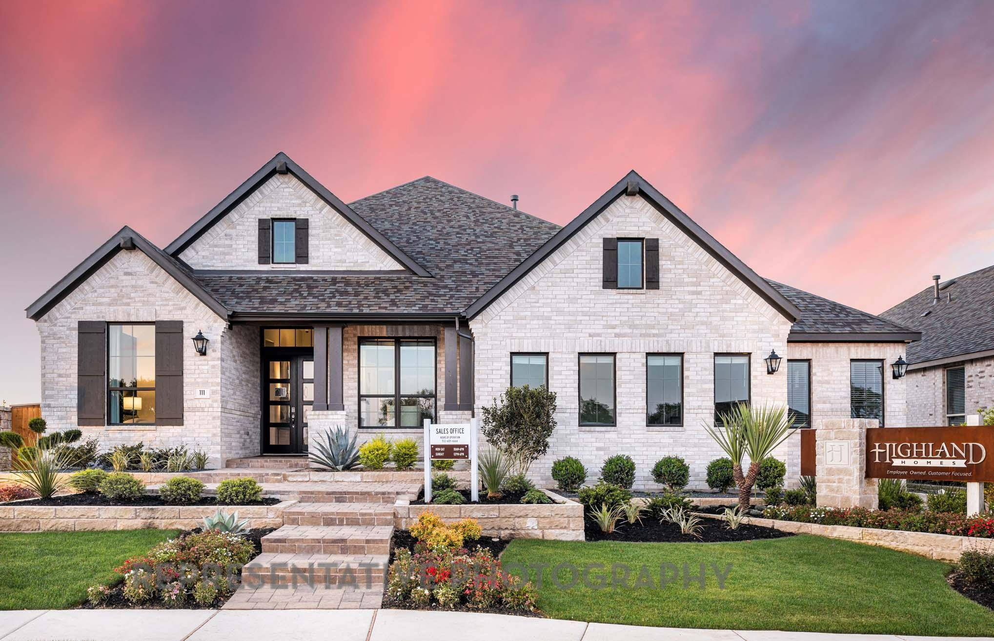 111 Mineral River LOOP, Kyle, TX 78640