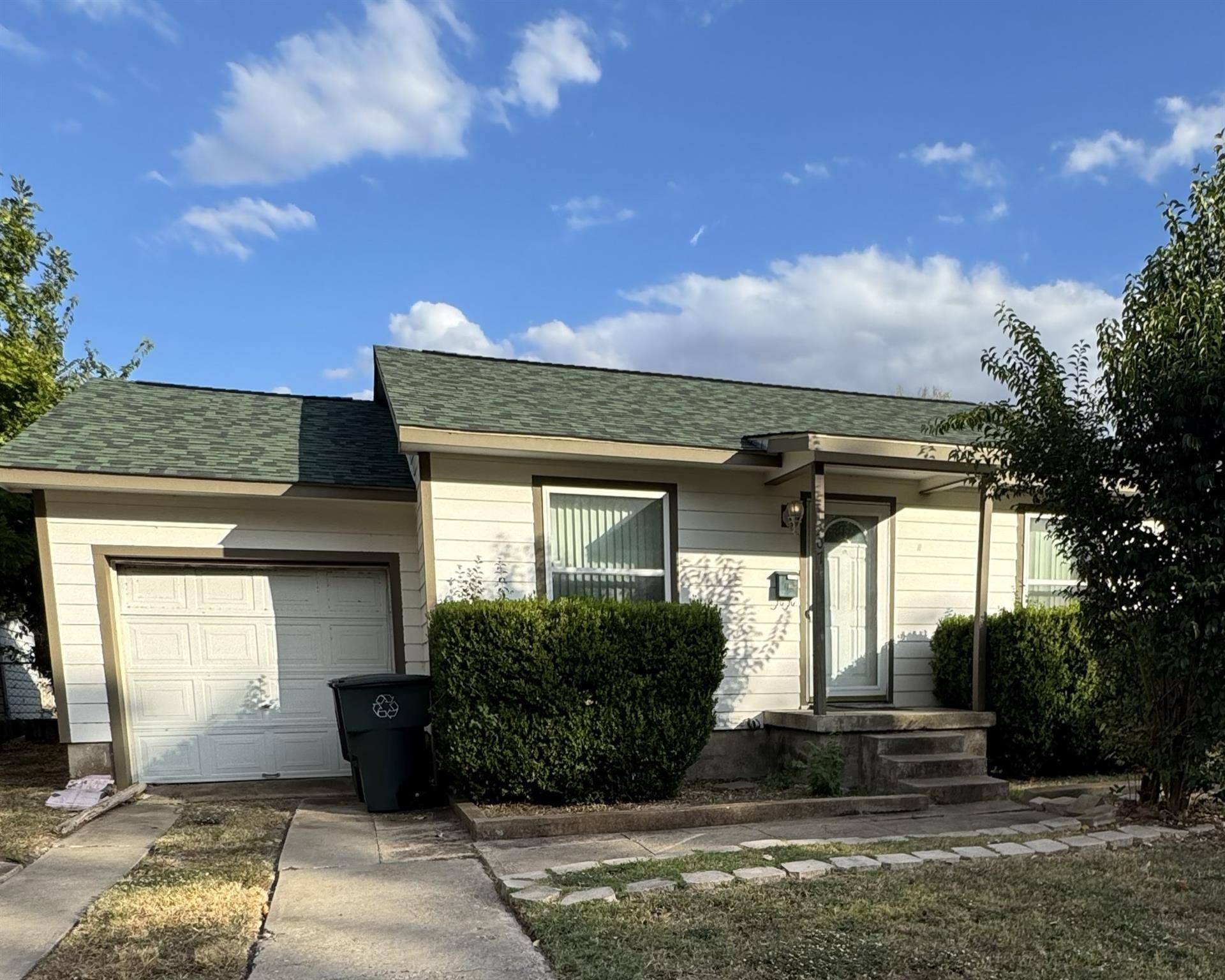 1907 S 15th ST, Temple, TX 76504