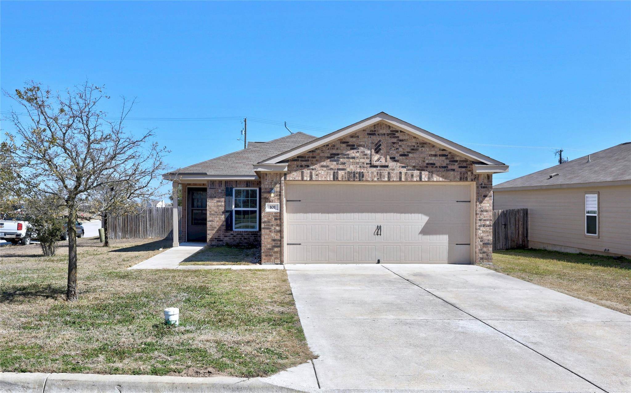 101 Millers LOOP, Jarrell, TX 76537