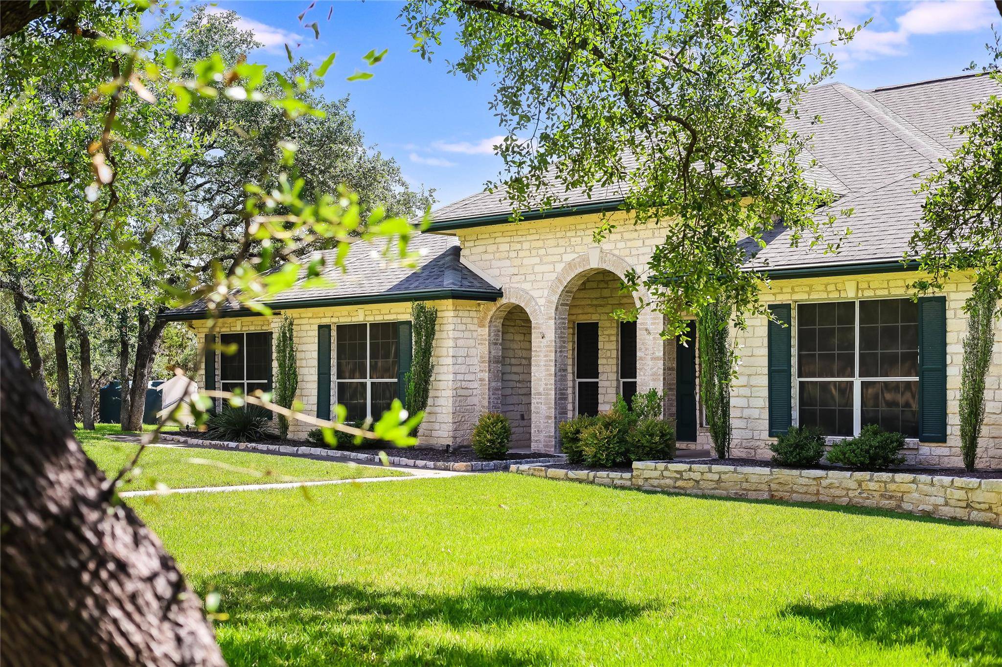 1200 Breakaway RD, Cedar Park, TX 78613