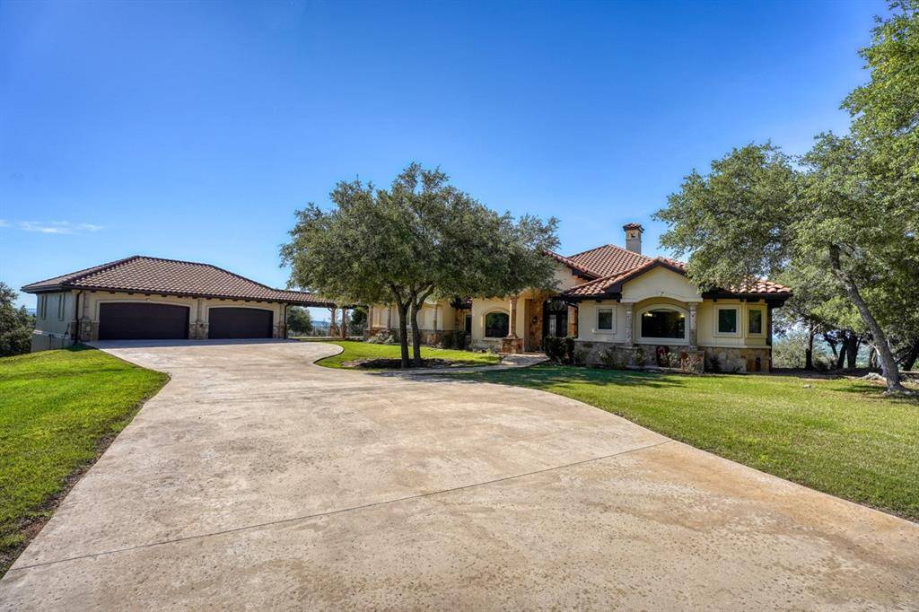 181 Sandstone Ridge DR, Marble Falls, TX 78654