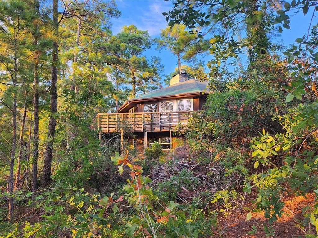 13 LOST PINES Ave, Bastrop, TX 78602