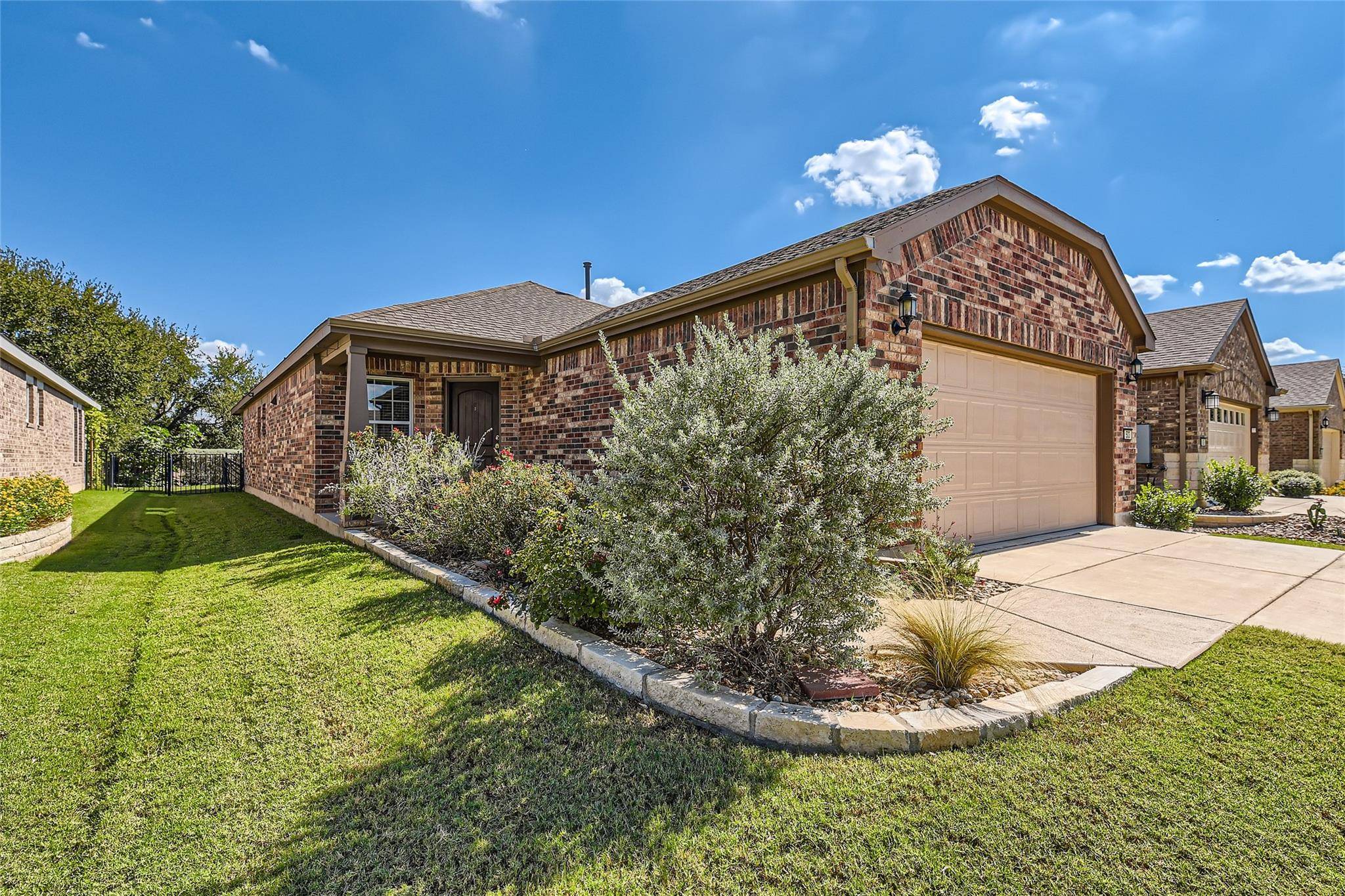 503 Holiday Creek LN, Georgetown, TX 78633