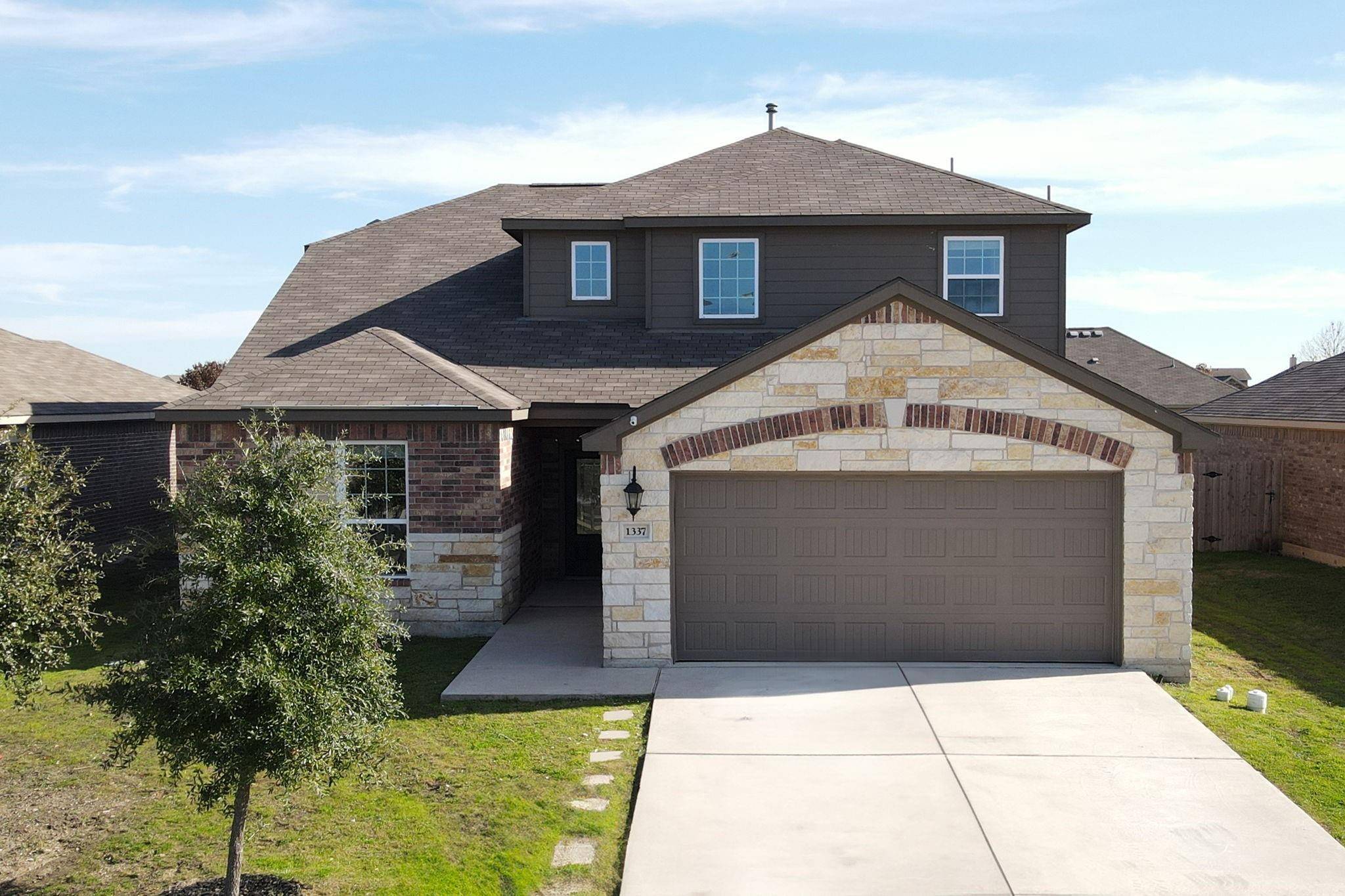 1337 Violet LN, Kyle, TX 78640