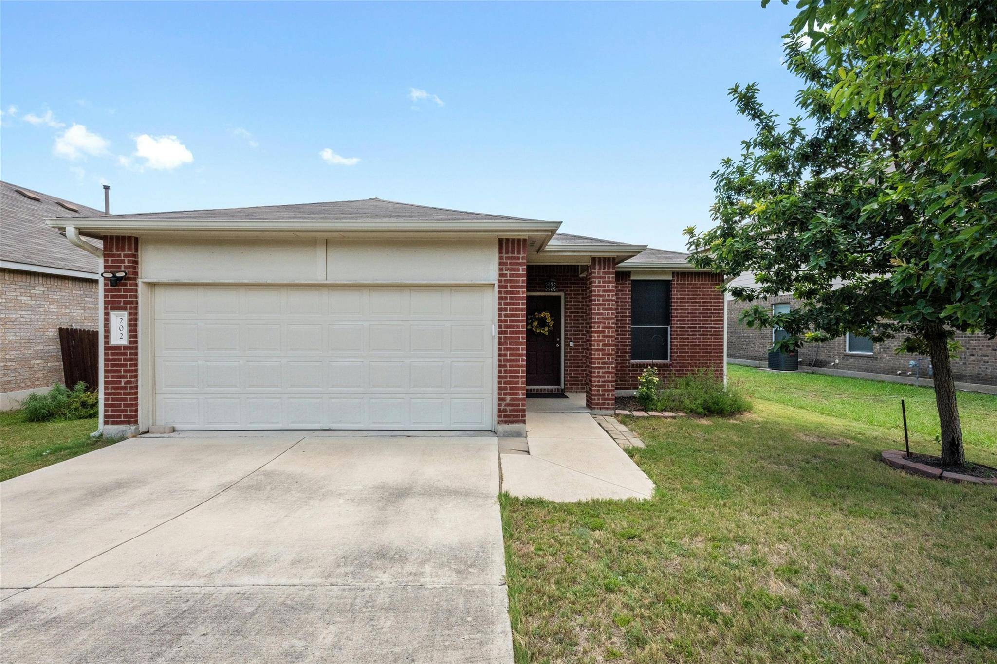 202 Dandy DR, Buda, TX 78610