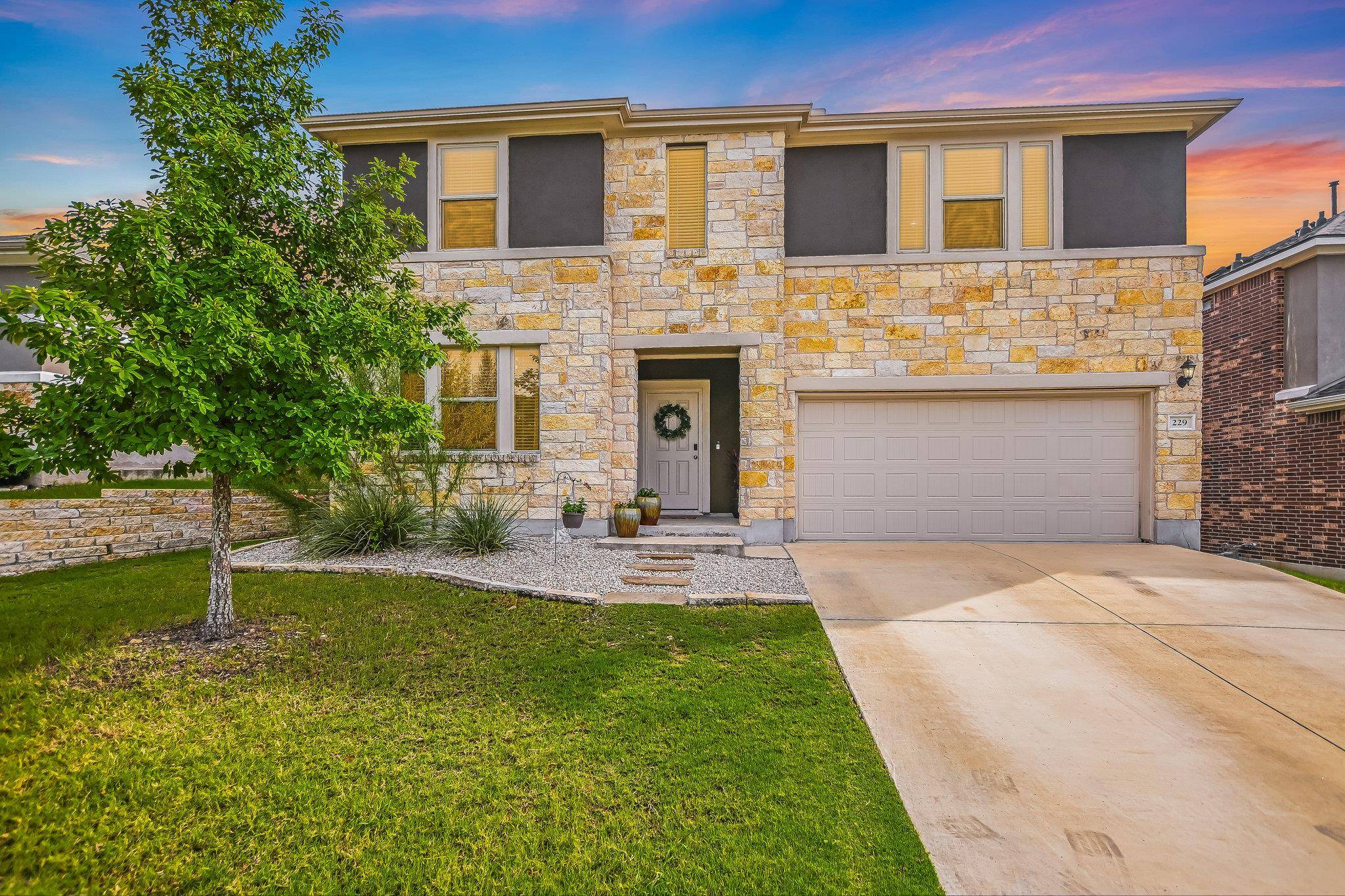 229 Mary Max CIR, San Marcos, TX 78666