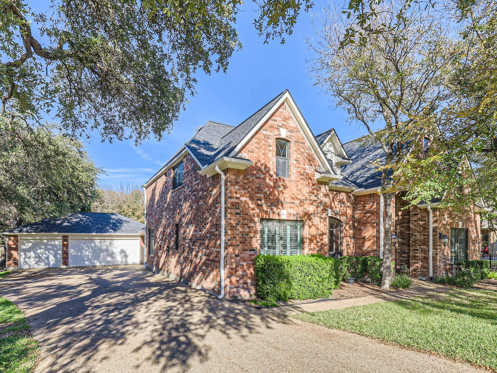 806 Prairie Dunes DR, Georgetown, TX 78628