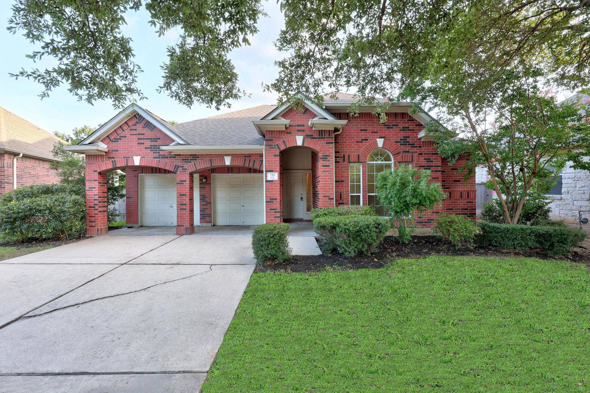 716 Bent Wood PL, Round Rock, TX 78665