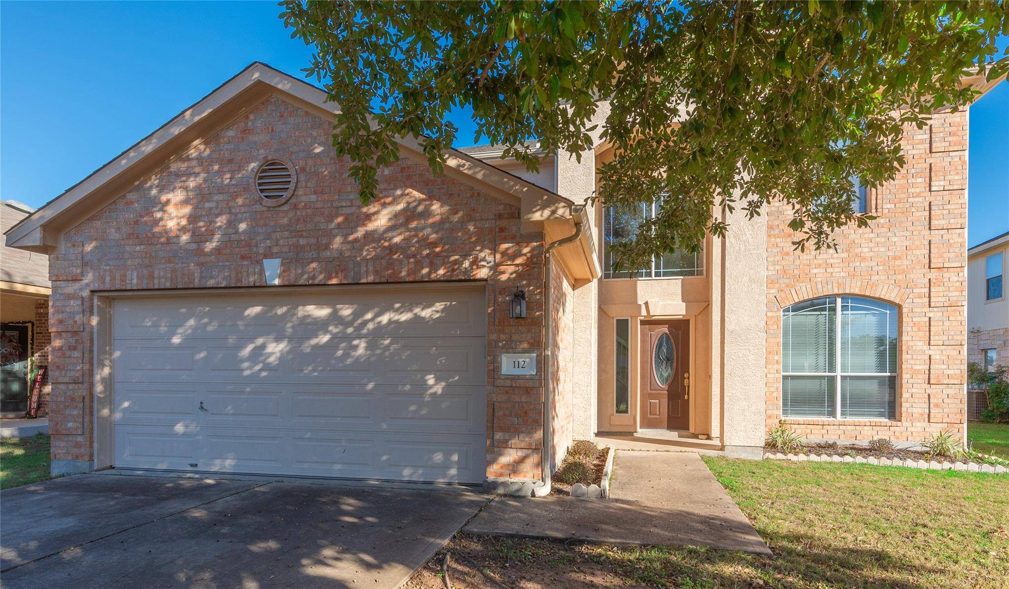 112 Bowstring BND, Bastrop, TX 78602