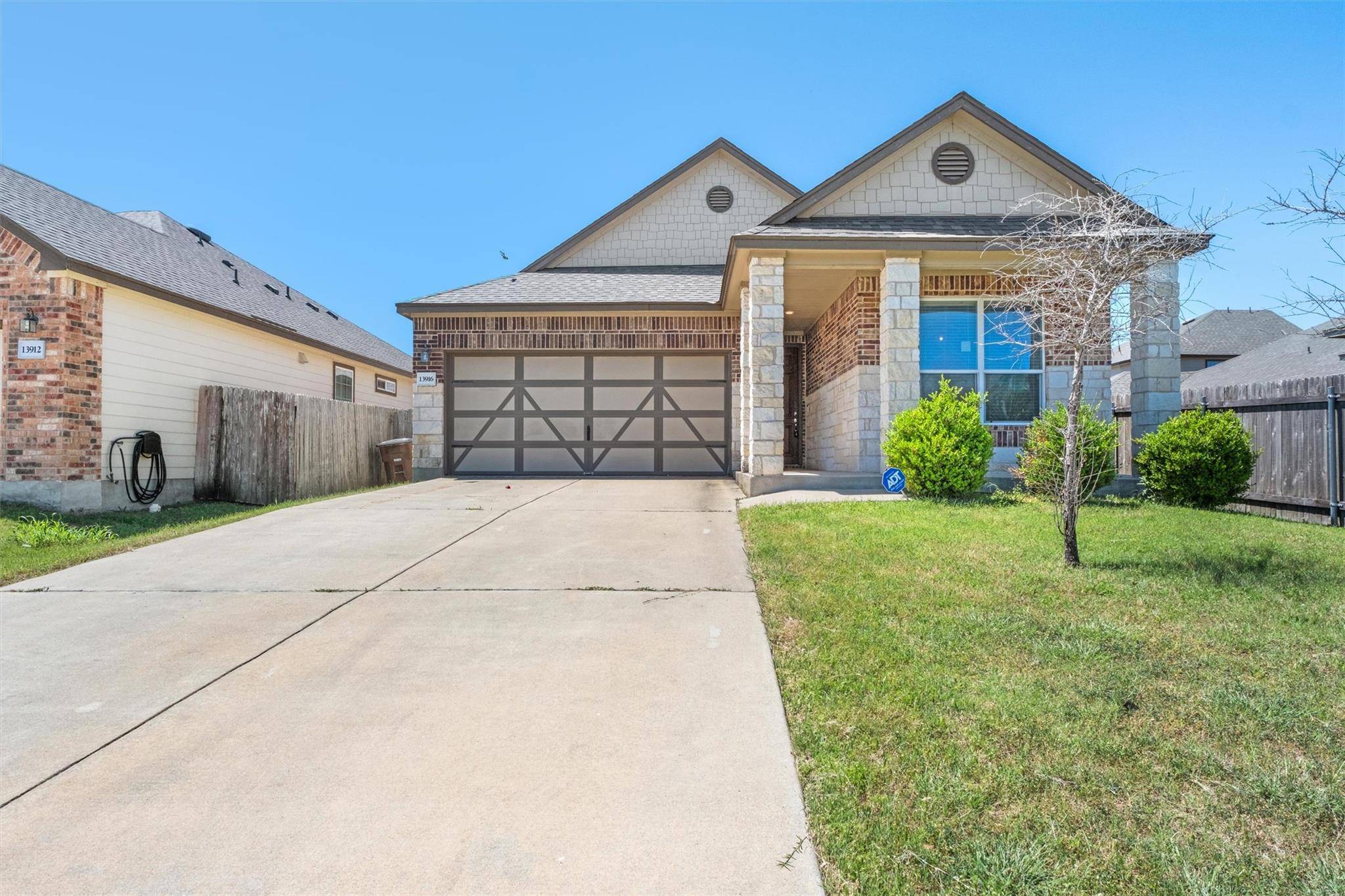 13916 James Garfield ST, Manor, TX 78653