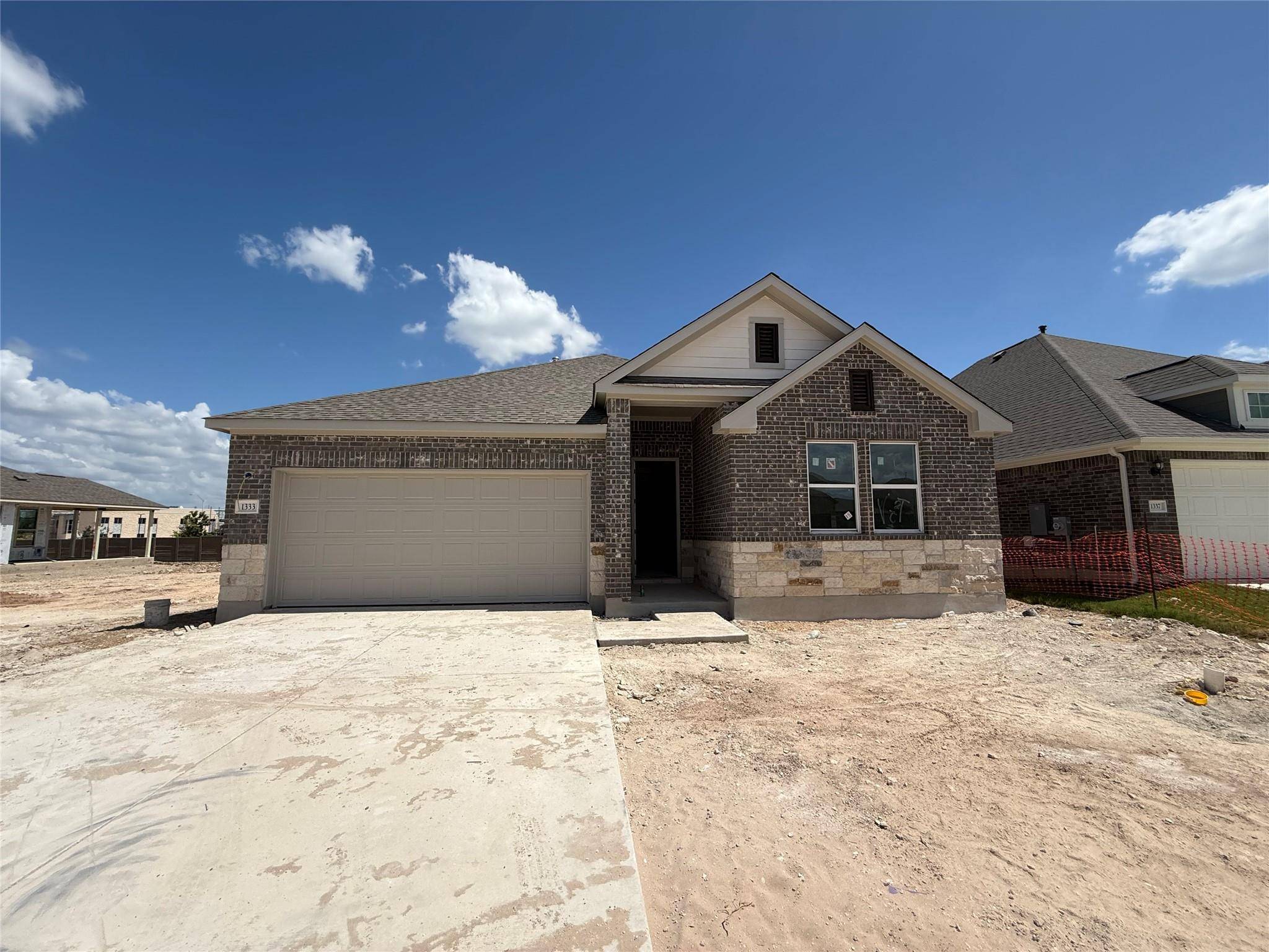 1333 Dog Iron ST, Georgetown, TX 78633