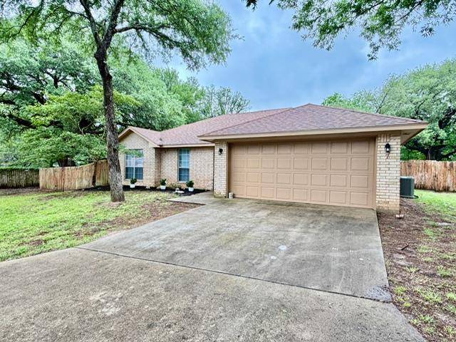 7 S Bobcat CT, Morgan's Point Resort, TX 76513