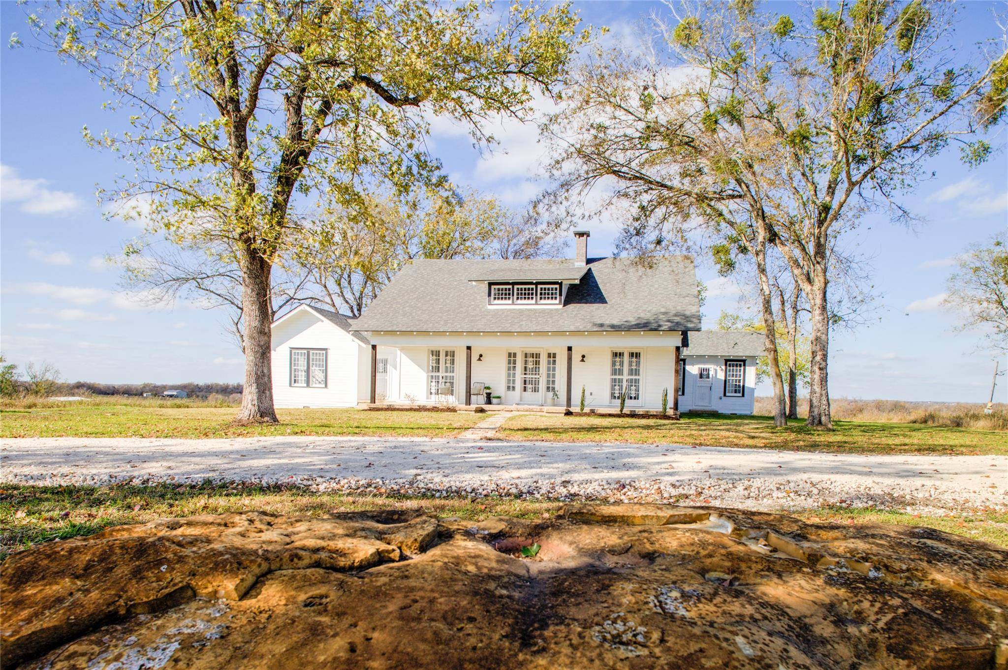 11202 N Farm Road 908, Thorndale, TX 76577