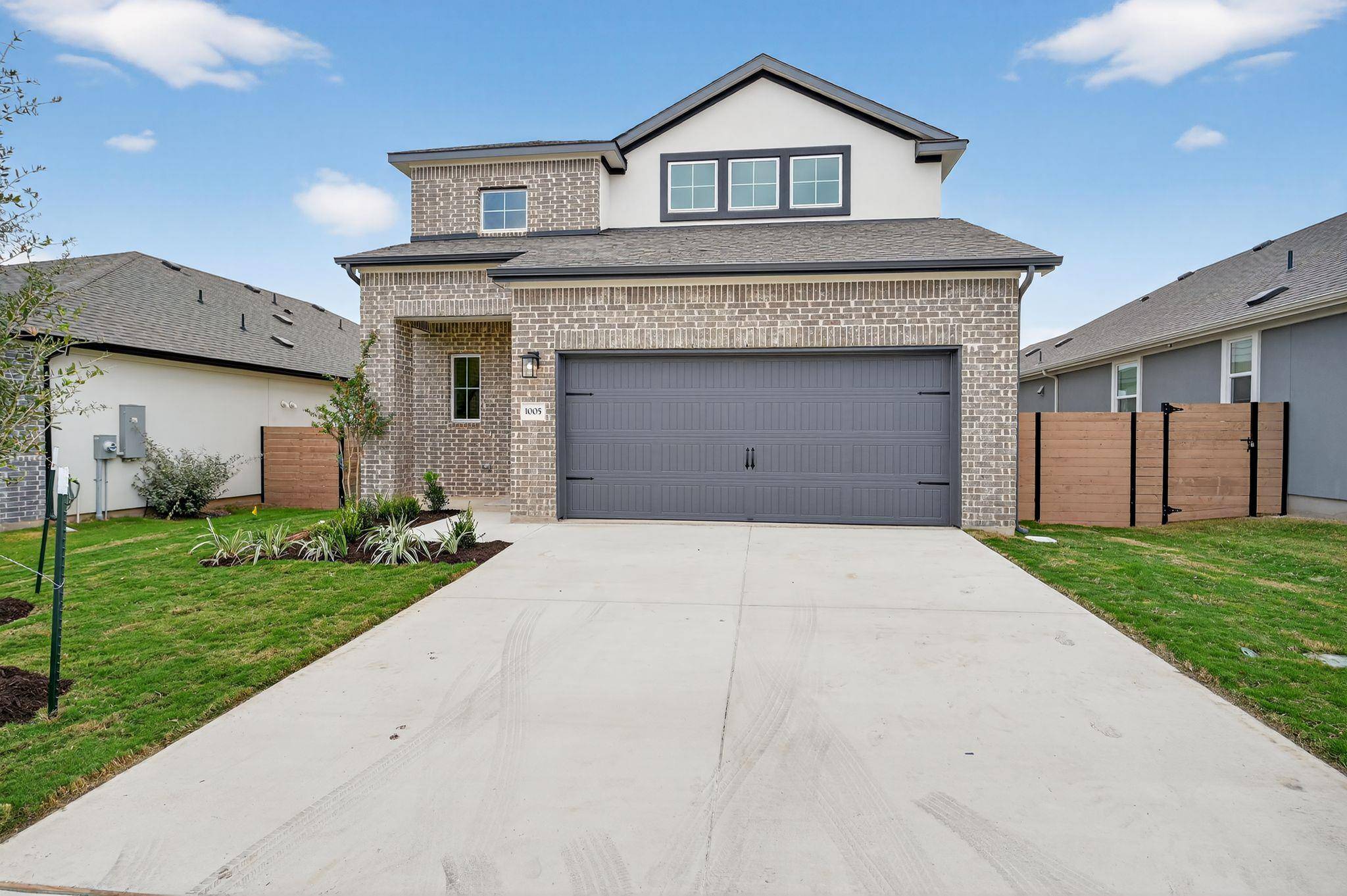 1005 Stonehill DR, Georgetown, TX 78633