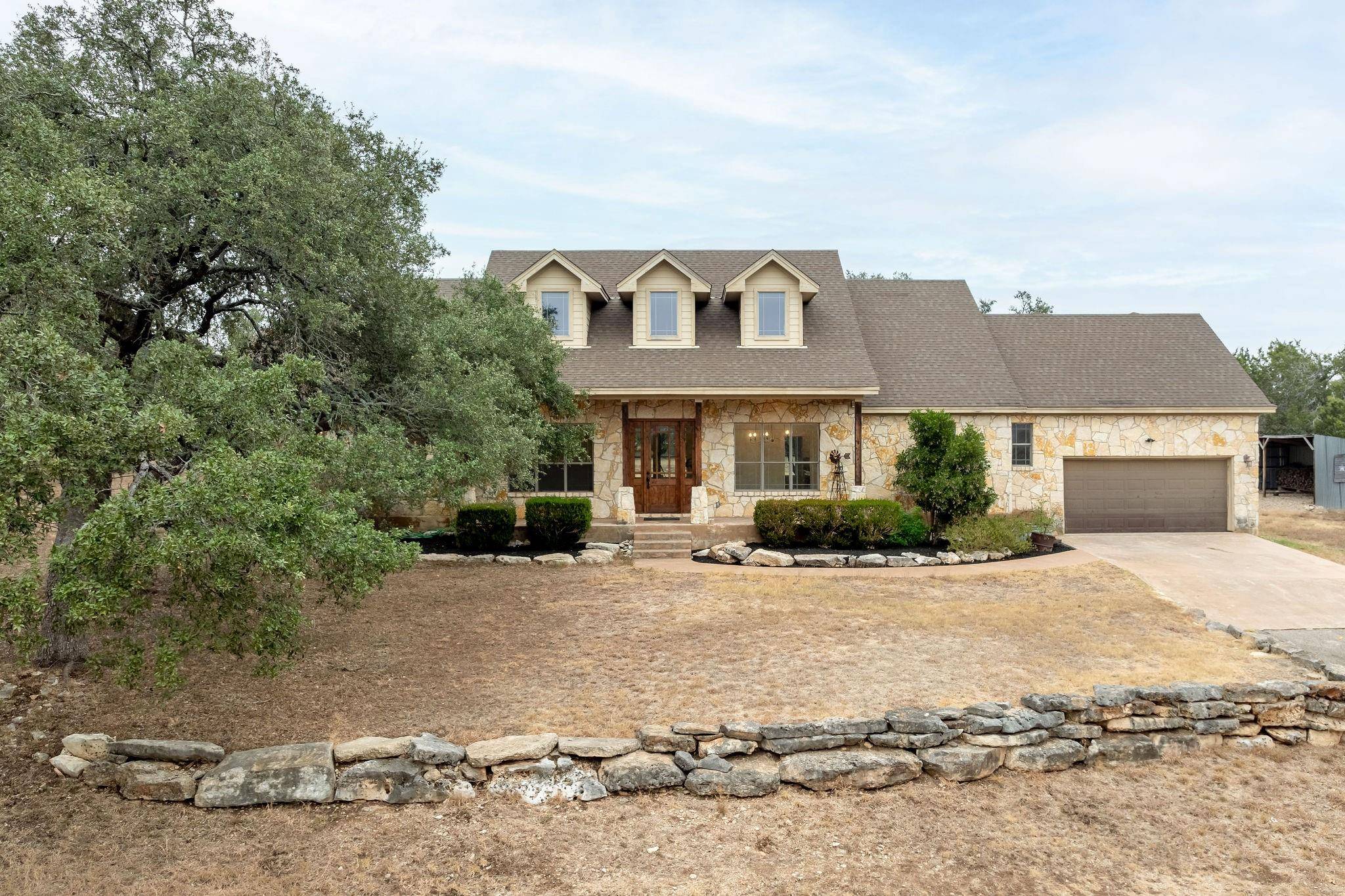 327 Barton Ranch RD, Dripping Springs, TX 78620