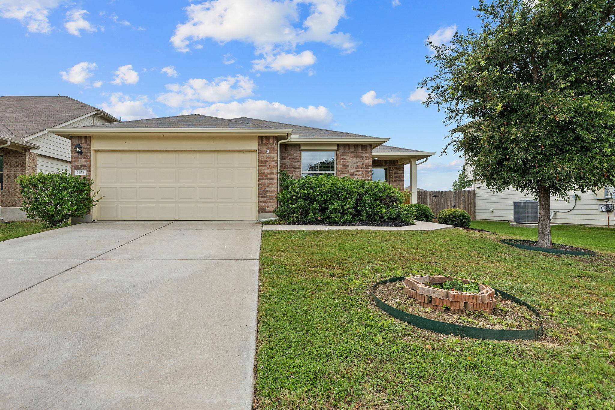 1105 Hawkeye Point RD, Georgetown, TX 78626