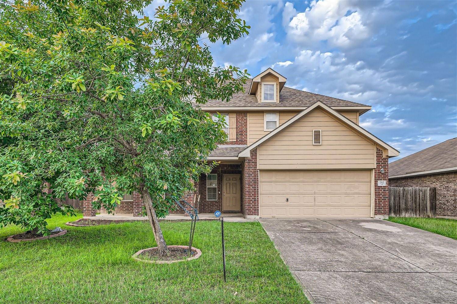 262 Spring DR, Kyle, TX 78640