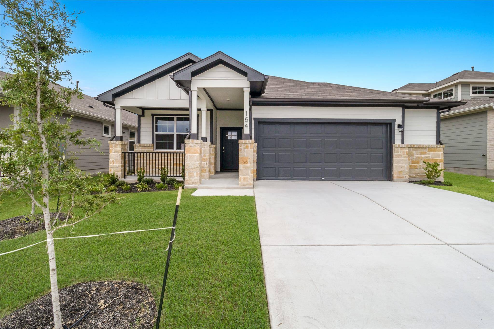 154 Kickapoo LN, Kyle, TX 78640