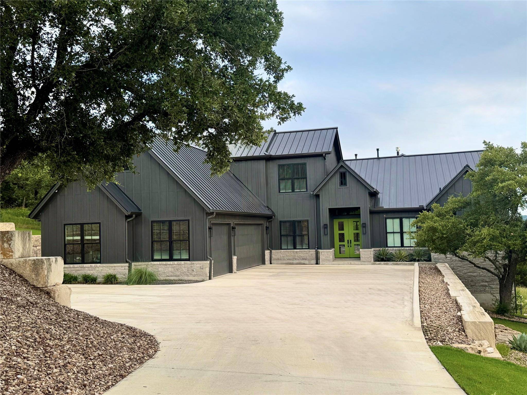 113 Willow Hill DR, Georgetown, TX 78633