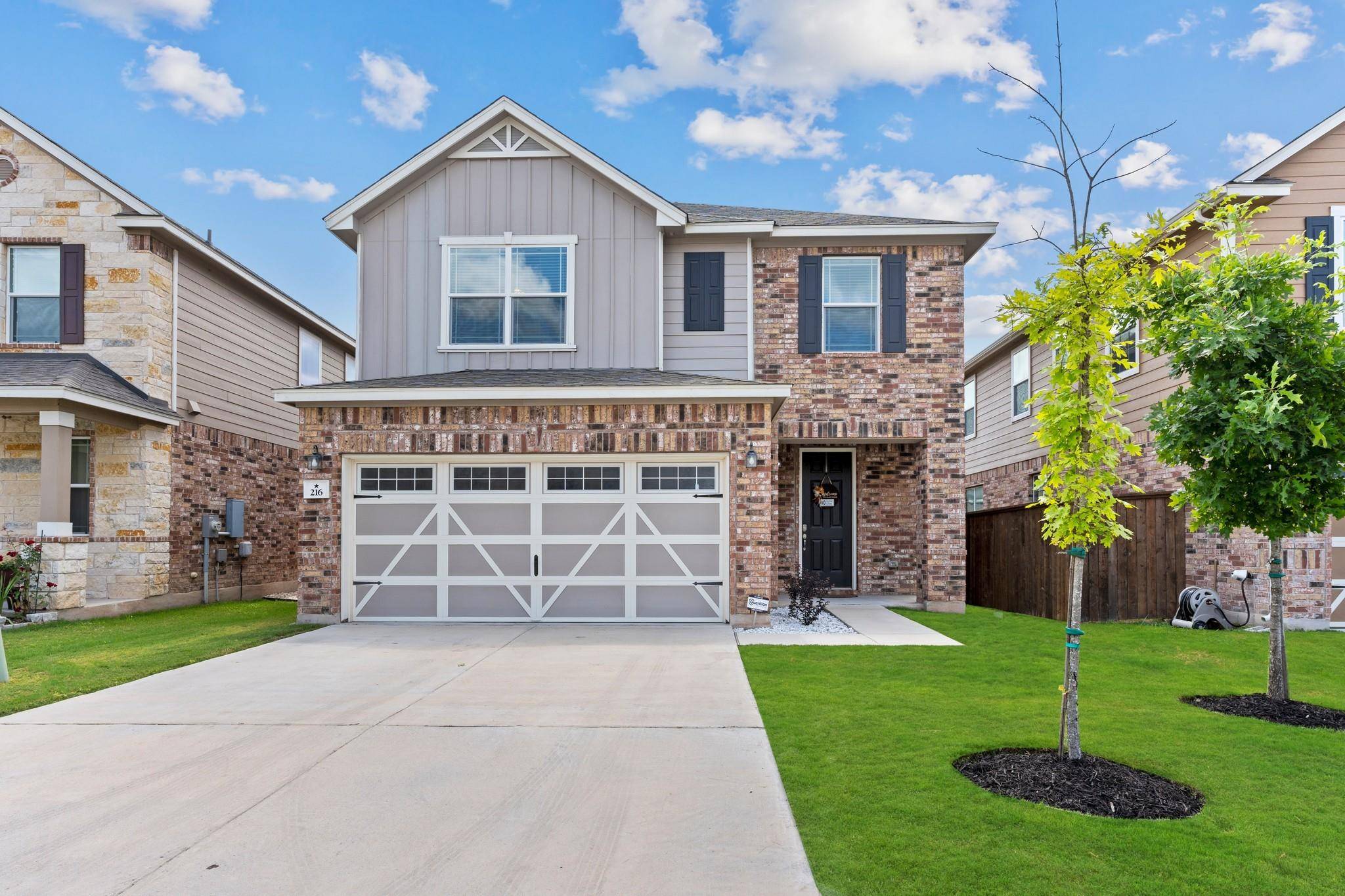 216 Sage Derby DR, Hutto, TX 78634