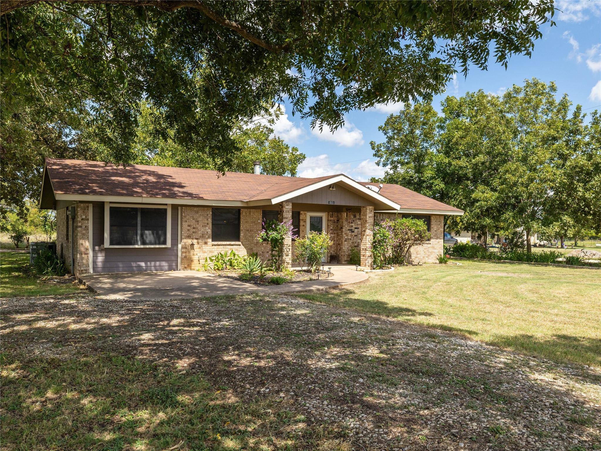 10151 Fm 1660, Hutto, TX 78634