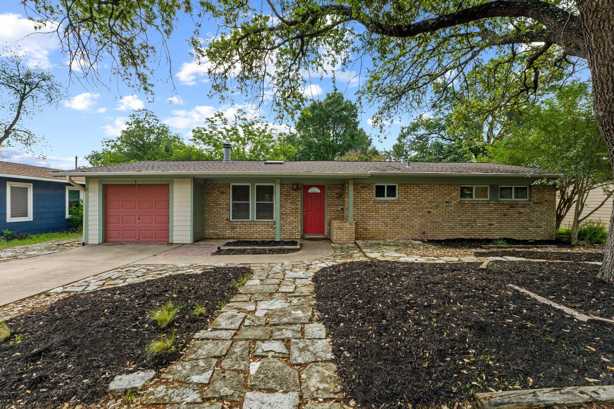 7605 Meadowview LN, Austin, TX 78752