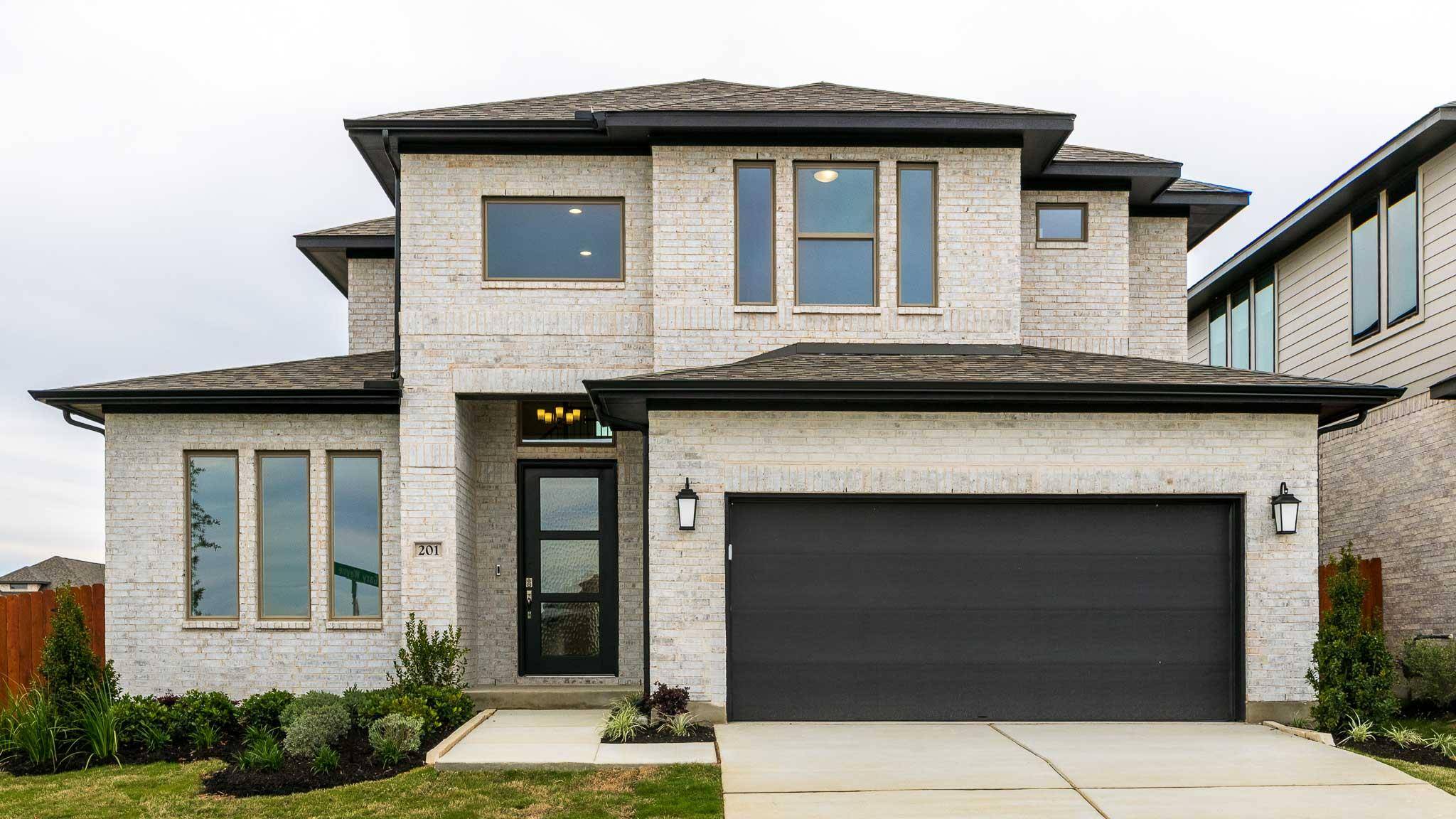 460 Brandywine RD, Hutto, TX 78634