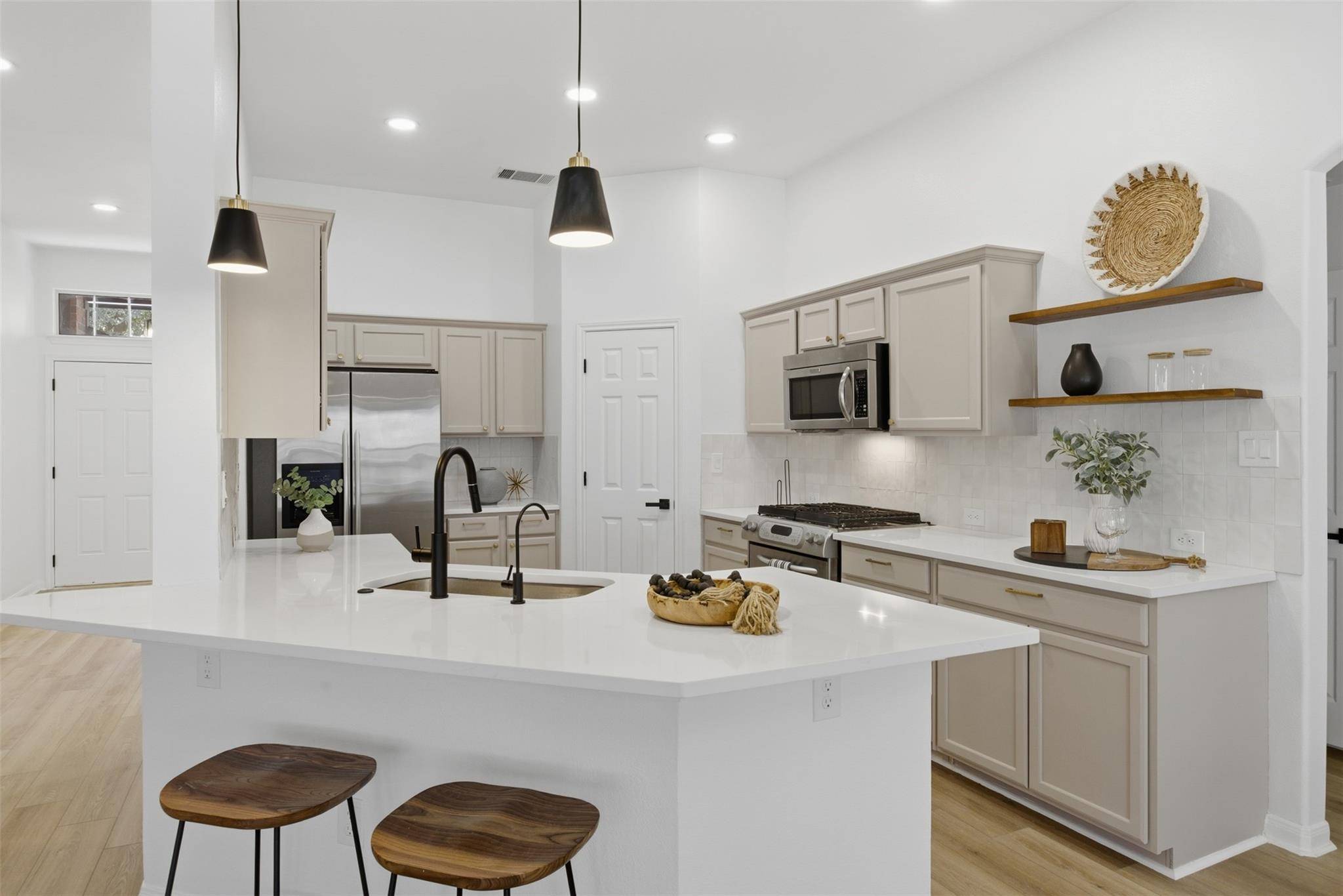 1012 Klondike LOOP, Round Rock, TX 78665