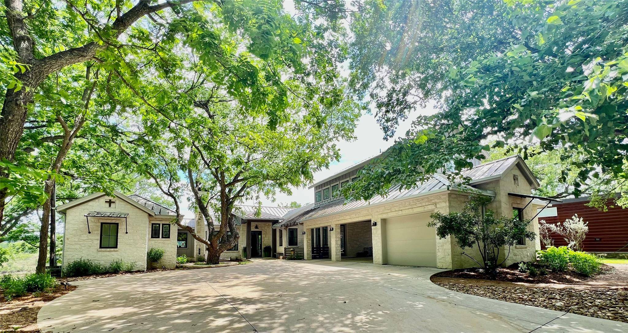 2908 Flite Acres RD, Wimberley, TX 78676