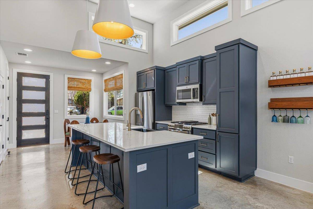 3602 Pennsylvania Ave #2, Austin, TX 78721